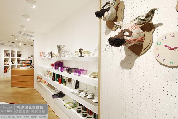 白色烤漆玩具展示臺定制