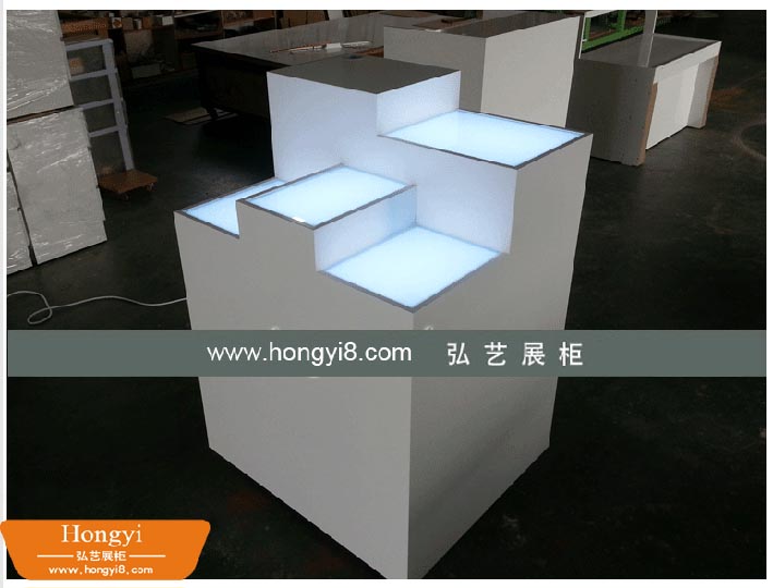 方形發光產品擺臺 地堆